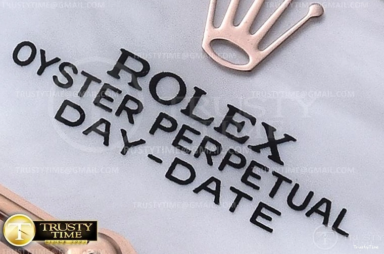 1119 RDD0223A – DayDate 36mm Packable 702